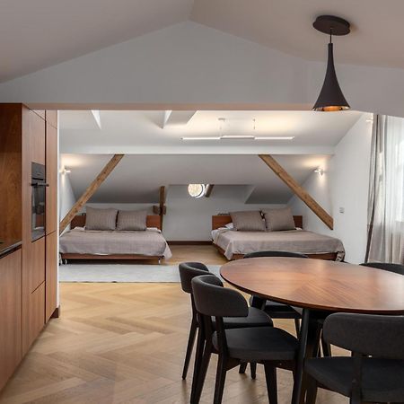Roze Brivzemnieka Apartments Liepāja Екстериор снимка