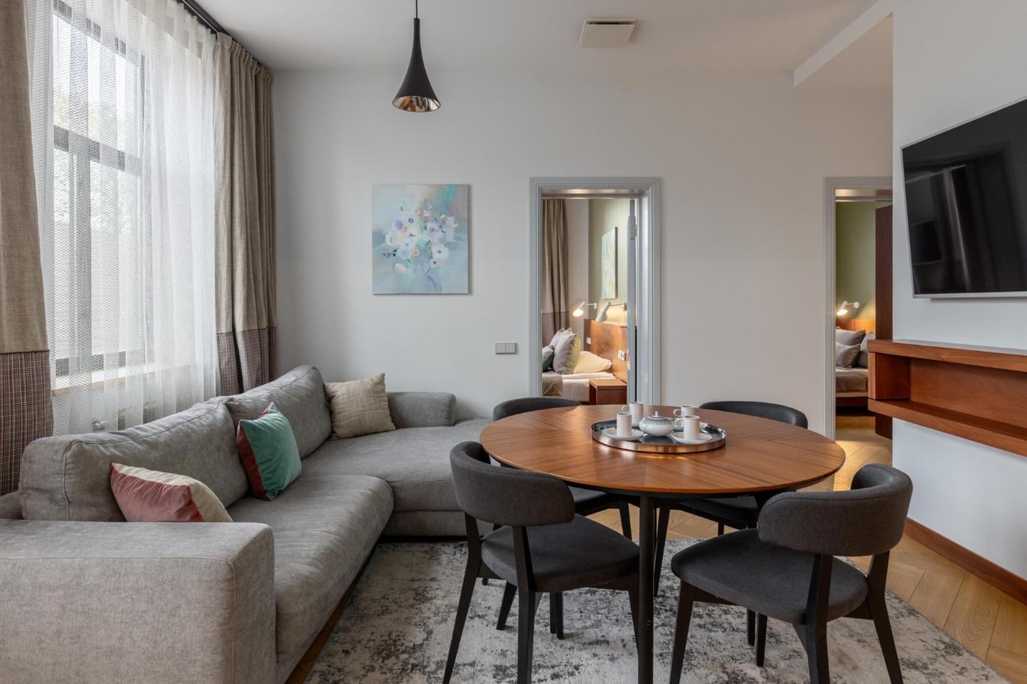 Roze Brivzemnieka Apartments Liepāja Екстериор снимка